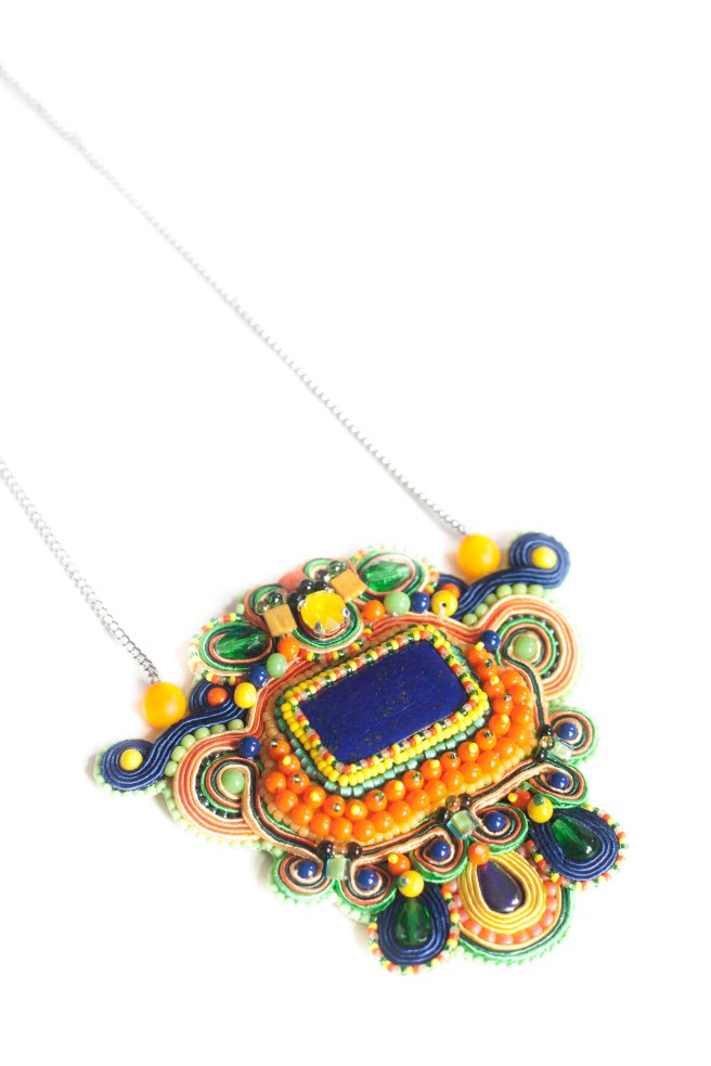 dissident-sheep-bijoux-brodes-sautoir-3