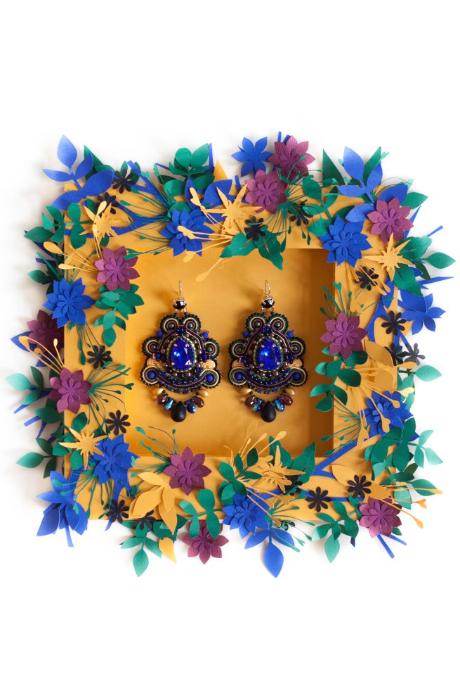 Dissident sheep bijoux brodés haute couture - collection Avril 18 Bluebird boucles brodées 2