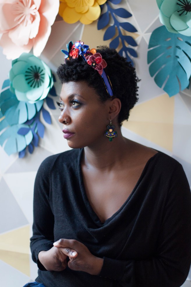 Dissident sheep bijoux brodés haute couture - Shooting au petit bonheur la fleur murielle jacquet - Marianne 26